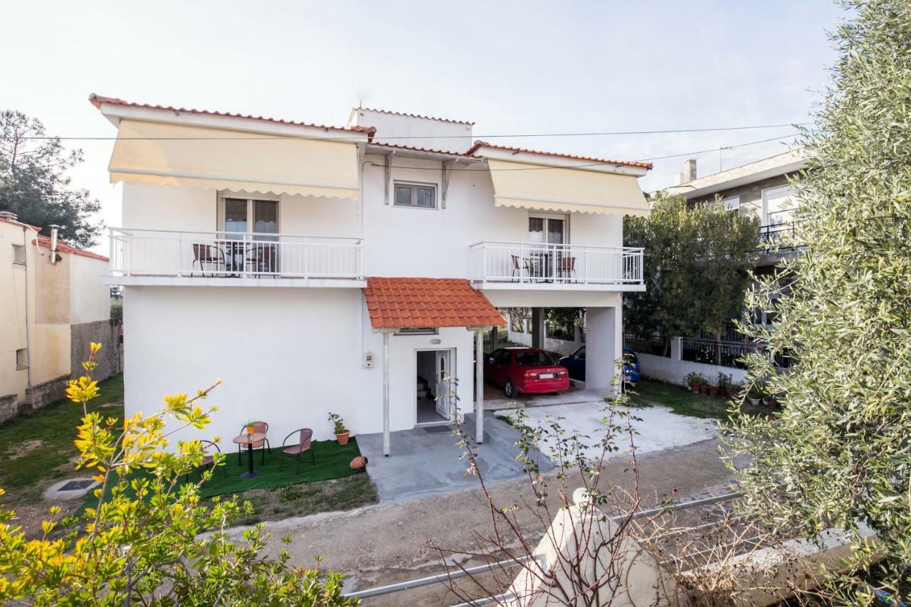 Studios Anastasios Potos Luaran gambar